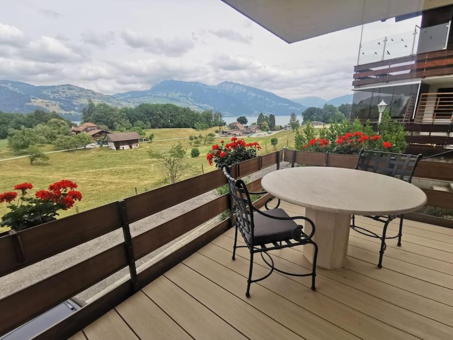 Neb-Thun Einigen, Wohnung Am See Шпіц Екстер'єр фото